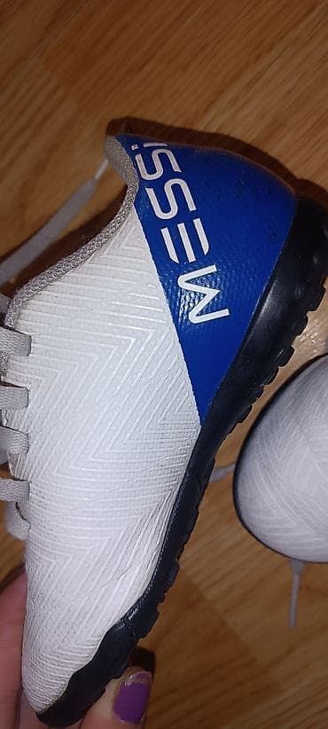 ugg patike bele: Adidas Messi dečje fudbalske patike za veštačku travu (TF/turf). ug 18 — 5