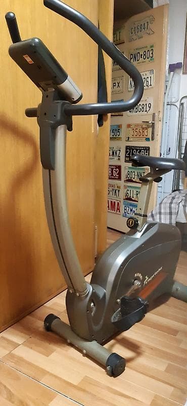 polovne balote: Sobni bicikl capriolo B800 slabo korišcen bez adaptera — 1