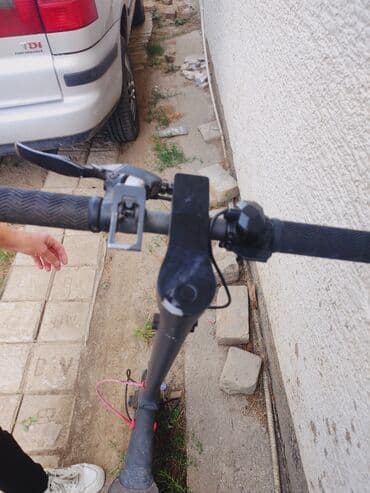 Musical Instruments: Električni trotinet – gradski model sa pneumaticima i disk kočnicom — 5