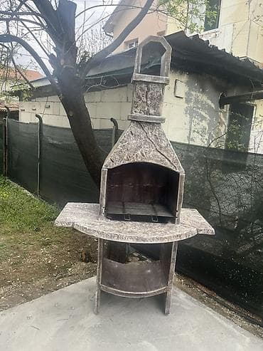 kamin pec na drva: Vrtni roštilj/pečenjara od betona sa dimnjakom - Materijal: armirani — 2