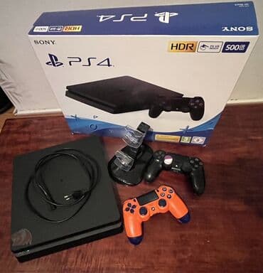 ps4 polovan: Sony PlayStation 4 konzola sa 500GB memorije. U paketu dolaze dva — 1