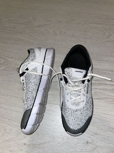 nike react zenske patike: 38, color - White — 1