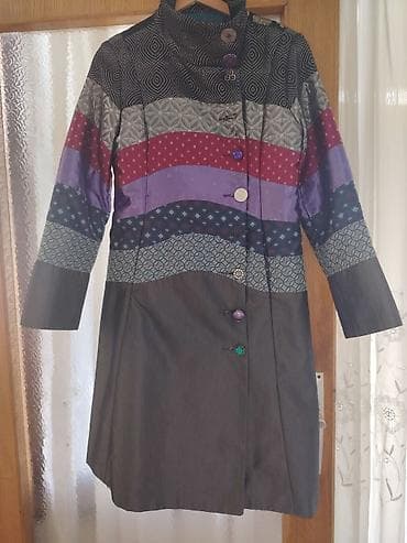 desigual kaputi: Ženski kaput Desigual, veličina 40. Više odgovara veličini 38. - — 4