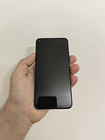 Huawei Nova 5t dual sim, sim free sa 6/128 gb memorije. Dobro očuvan i