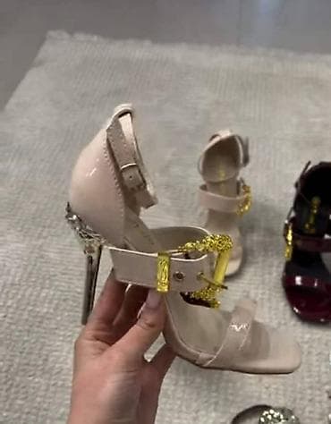 Oksfordice: Elegantne ženske cipele na štiklu – više modela i boja Dostupni — 1