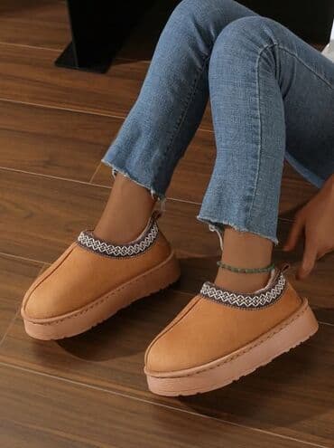Ugg obuća: 38 — 12