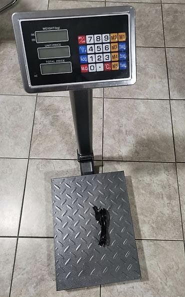 Vaga digitalna meri do 150 kg 4400 dinara Vaga digitalna meri do 300 — 1