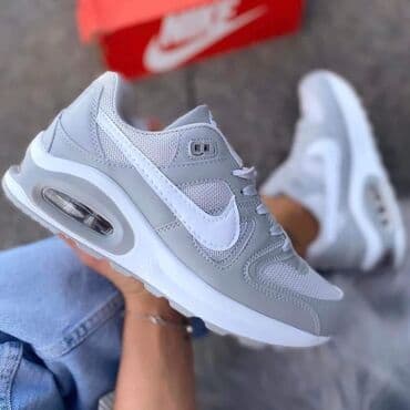 patike od 700 eura: Nike, 41, bоја - Bela — 4