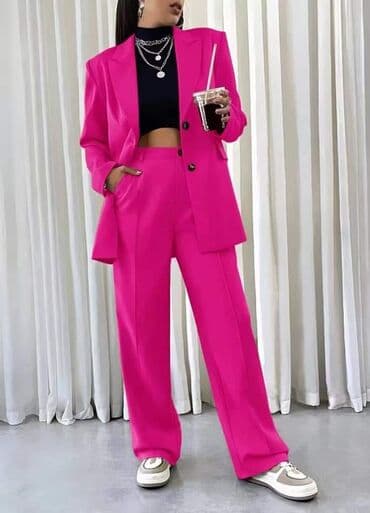 kratki sako i pantalone: Komplet sako I pantalone sa postavom:3600 din — 5