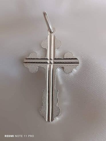 privezak porodica: PrivEzak ❤ 
❤ 3200 din ❤ 
❤ uplata pa slanje ❤ 
❤ cisto srebro 925 ❤ — 1