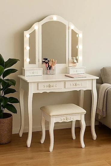 dekor stilski nameštaj: Toaletni sto sa ogledalom i LED osvetljenjem - Elegantna toaletna — 1