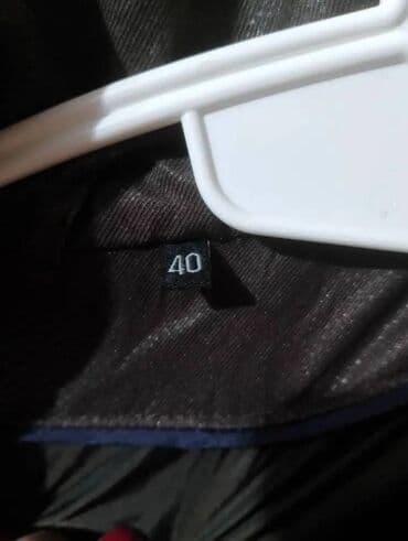 Winter jackets: Povoljno. 3000din.jako lepa topla 44br — 3