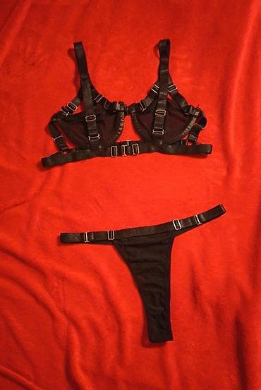 NOV sexy komplet, jako lep, istice figuru, bretele su podesive