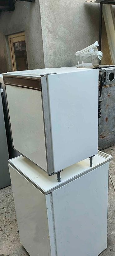 wii konzola cena: Prodajem frizider na plin 50L-60L. Cena 150€ — 1