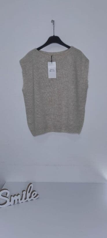 Paket modernih komada odeće – pletena udobnost i upečatljivi print. - na lalafo.rs Paket modernih komada odeće – pletena udobnost i upečatljivi print. -