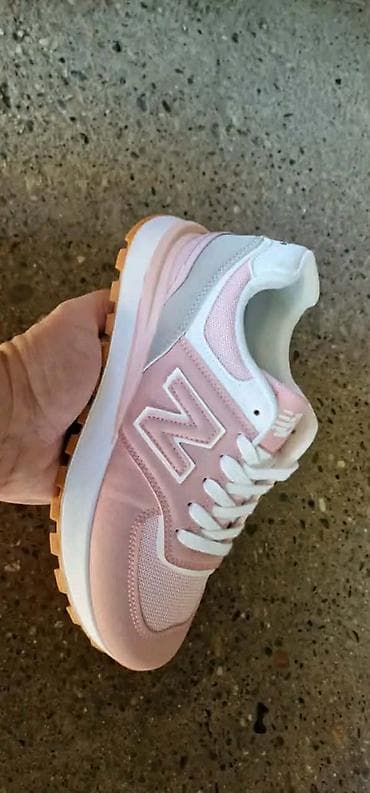 New balance, zenski model
Novi modeli 💋
Brojevi 36-41
Cena 3.600 din na lalafo.rs New balance, zenski model
Novi modeli 💋
Brojevi 36-41
Cena 3.600 din