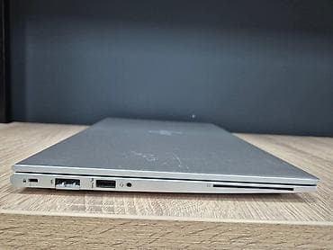 cat nova tablet: HP EliteBook (13.3") – poslovni ultrabook - Ekran: 13.3" mat — 3