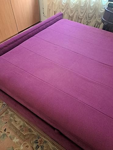 jysk ormari za hodnik: Tapacirani bračni krevet – ljubičasti baršun - Dimenzije ležajne — 9