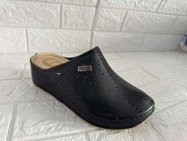 crocs zenske klompe: 36-41
1500din — 12