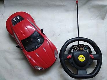 crveni bodi: Na daljinski Auto crveni 1 /18, sa daljinskim.Bez baterija — 1