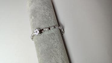 perika cena: Elegantna narukvica sa bisernim perlama i metalnim kockastim perlama u — 4