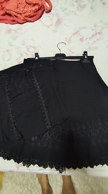 domaći veš: Damski crni set: korset + suknja - Boja: crna - Gornji deo: kratki — 2