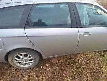 auto plac sirena: ALFA 156 VRATA 612A | Vrata alfa 156 karavan kod boje 612a cena se — 2