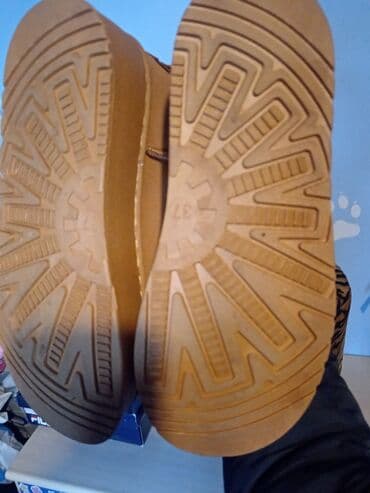 camper obuca beograd: Ugg čizme, bоја - Braon, 37 — 5