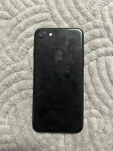 iphone do 250€: IPhone 7, 128GB, crna boja ispravan — 1