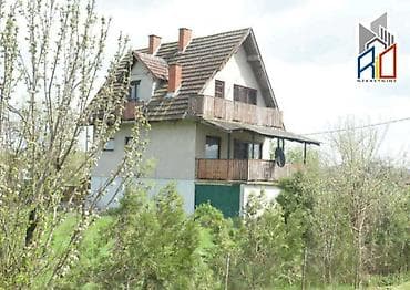 izdaje se stan: Na prodaju useljiva kuća na 1km od centra Mionice Površina kuće 150m2 — 8