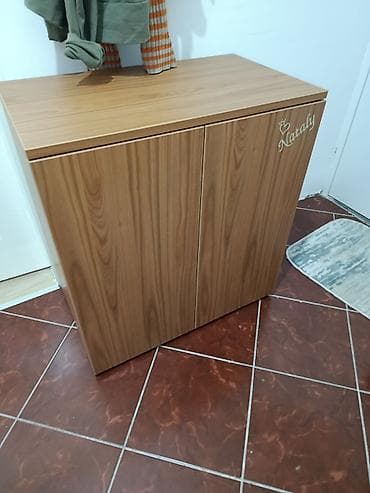 komode za dnevni boravak: -Cipelarnik   se moze izraditi od materijala kao sto su Univer — 7