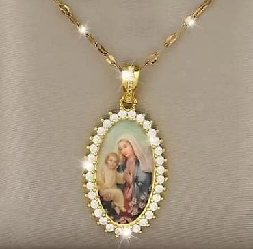 zlatna torbica elegantna: Ogrlica sa medaljonom – religiozni motiv Ogrlica 2500 dinara — 2