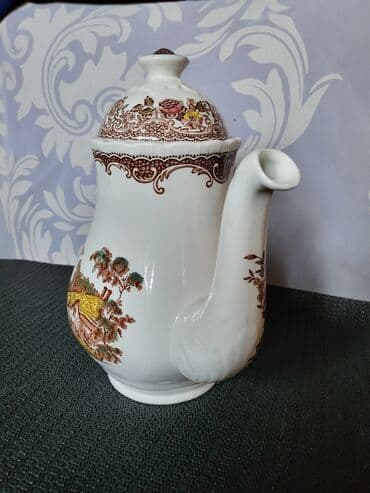 Čajnici: Bokal engleski Royal Rudor Ware iz 70ih. Bokal rucno graviran pa — 5