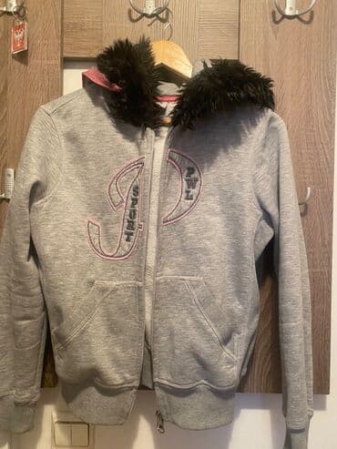 Women's Sweatshirts: Novi duks premekan 2500 din plus pokloni gratis — 2
