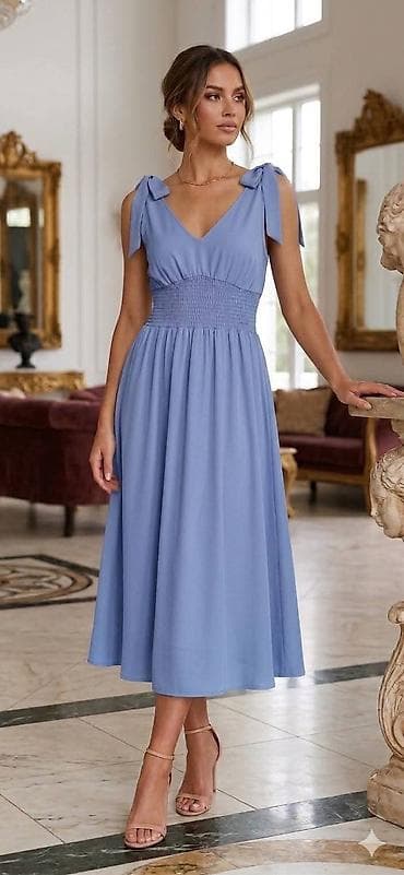 vitafon t: Elegantna midi haljina sa mašnama na ramenima - Model: midi dužina — 5