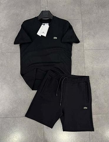slazenger marka: Komplet majca+šorc
Cena 3600din 
S,M,L,XL,XXL
PS✨ — 2