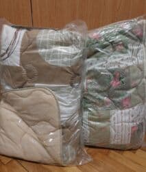 grubin novi beograd: ☃️Bračni jorgani ☃️Dimenzije-140*200 ☃️Cena 2600 din ☃️Punilo koflin — 3
