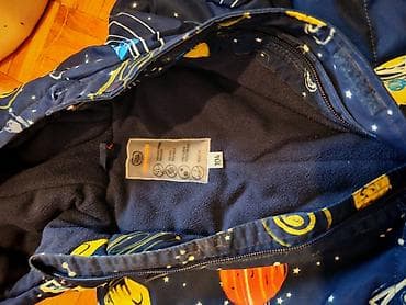 Haljine: Dečiji zimski ski/kombinezon sa kapuljačom – svemirski print - — 2