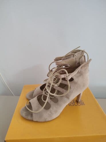 c a kombinezoni: Sandals, 39 — 1
