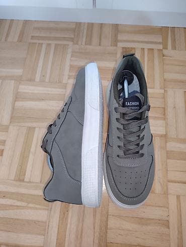 john richardo beograd: Patike, veličina - 44 — 3