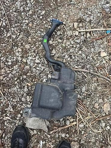 user car: BOCA ZA TEČNOST BRISAČA ZA MERCEDES BENZ B KLASA, B 150, B 160 . OD — 1
