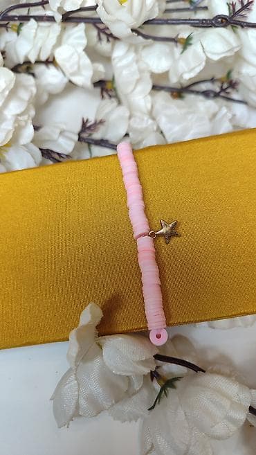 hiruski celik narukvice: Narukvica sa perlama – svetloružičaste heishi perle i zvezdica — 2