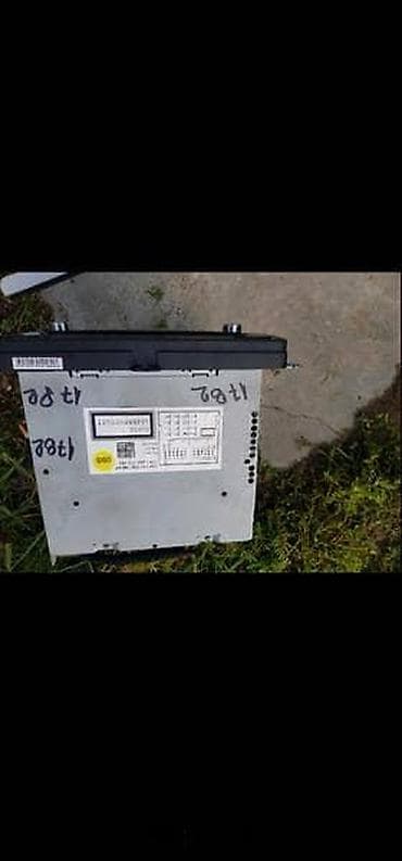 polovni skuteri do 300 evra: MULTIMEDIJA RCD 300 ZA VOLKSWAGEN GOLF 6, PASSAT B7, PASSAT CC | — 1