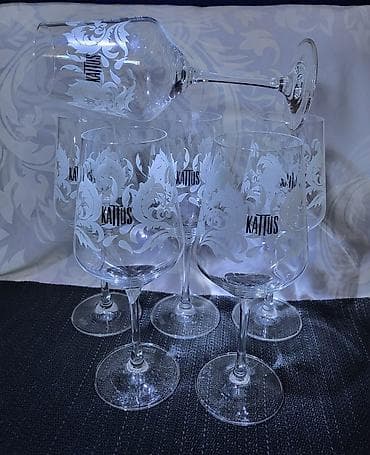 Prehrambeni proizvodi: Case nove za vino iz 90ih,kristalno staklo Rastal Nemacka. Case za — 2