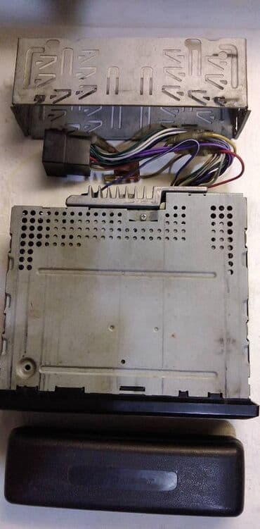 peci na drva leskovac: Auto radio/cd Kenwood KDC-W434GY Kvalitet zvuka MOFSET 50W x 4 — 2
