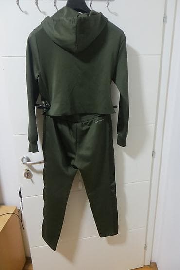 Muška obuća: Bershka, XS, bоја - Maslinasto zelena — 3