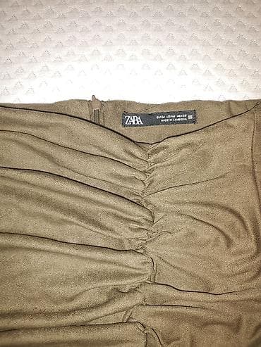 Venčanice i aksesoari: Zara suknja midi dužine u maslinasto zelenoj boji. Model uskog kroja — 3