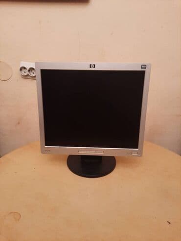 Monitori: Stari lcd HP monitor za kompjuter,desktop racunar Dijagonala oko 43 — 2