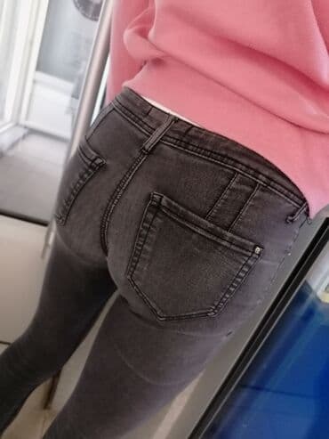 pantalone od vestacke koze: Tamno sive farmerice Super model i kvalitet uvoz Turska Kao nove Vel — 4