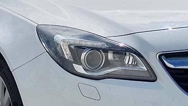 sprej za ciscenje farova: FAROVI ZA OPEL INSIGNIA OD 2013. DO 2017. GOD. | Polovni originalni — 1